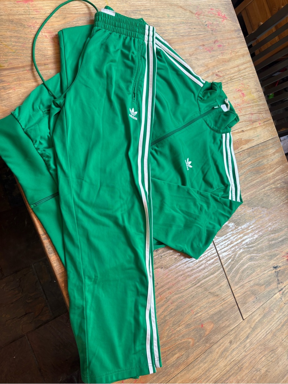 Adidas Women’s Green Three-Stripe Track Jacket & Pants Set - Picture 9 of 10